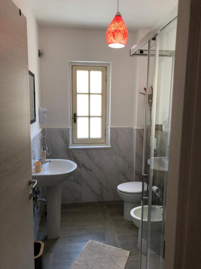 Casa Vacanze Sangallo Нетуно Екстериор снимка