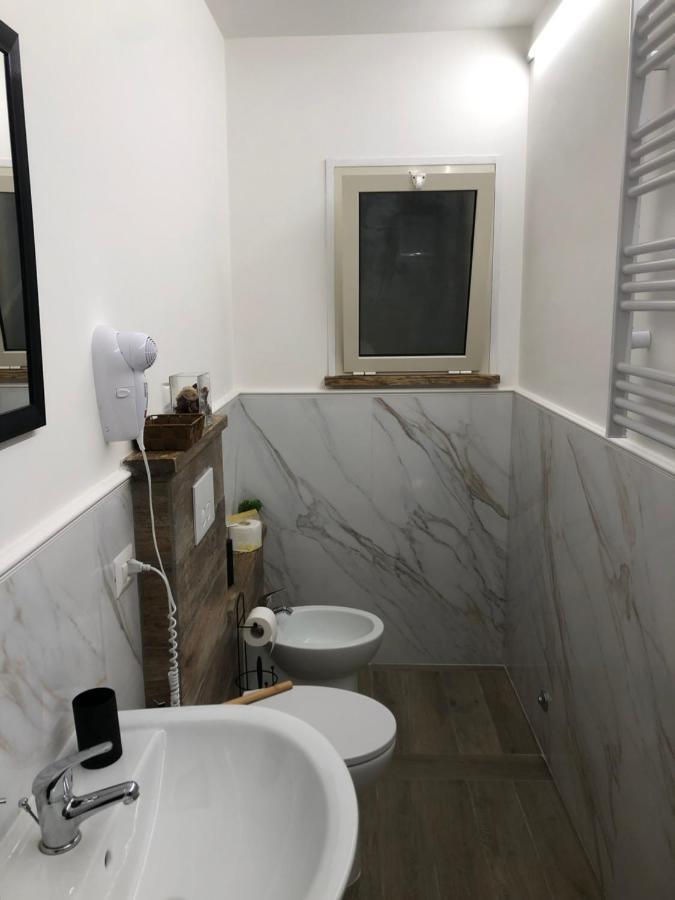 Casa Vacanze Sangallo Нетуно Екстериор снимка